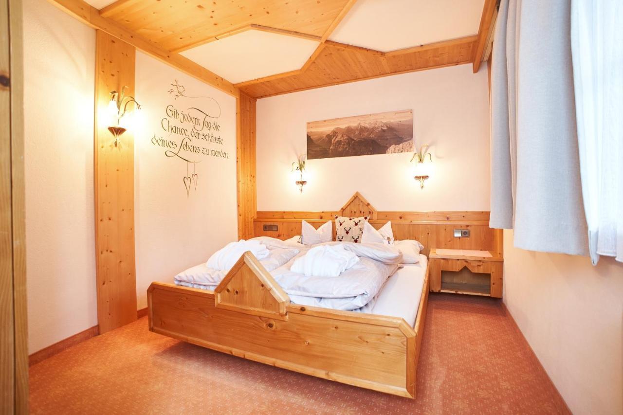 Ferienhaus Kirchplatzl ロイタシュ エクステリア 写真