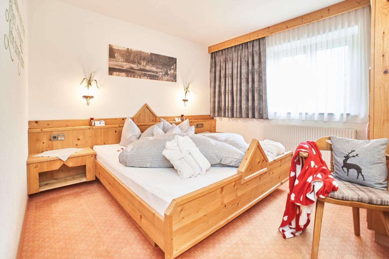 Ferienhaus Kirchplatzl ロイタシュ エクステリア 写真