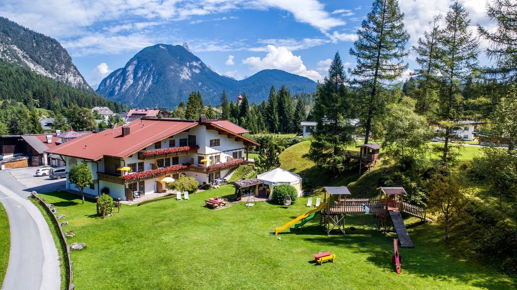 Ferienhaus Kirchplatzl ロイタシュ エクステリア 写真
